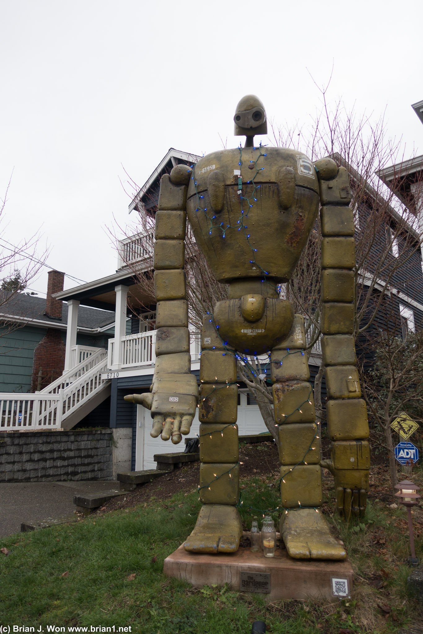Random robot statue.
