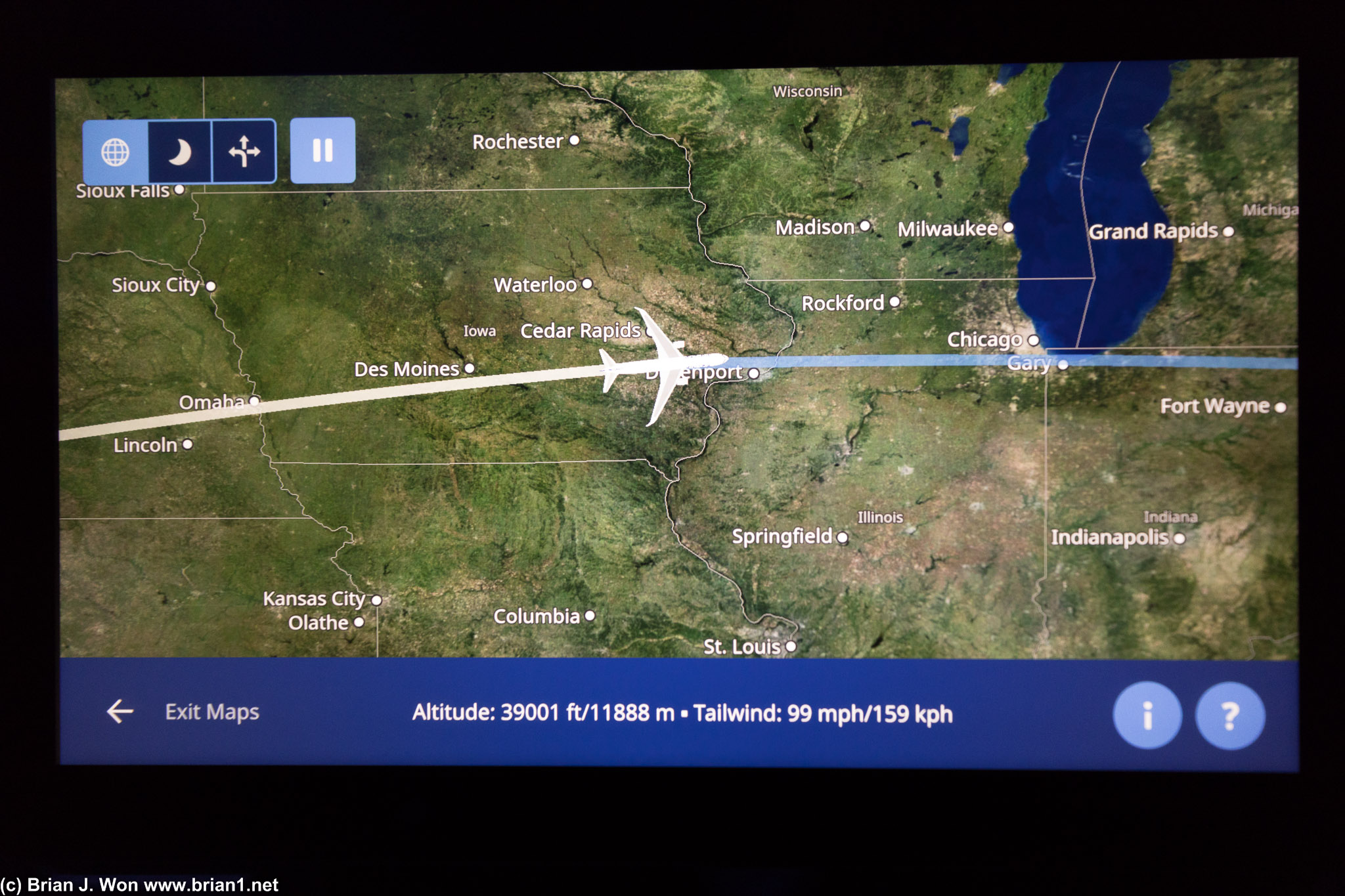 High quality in-flight map. Sadly no tailcam.