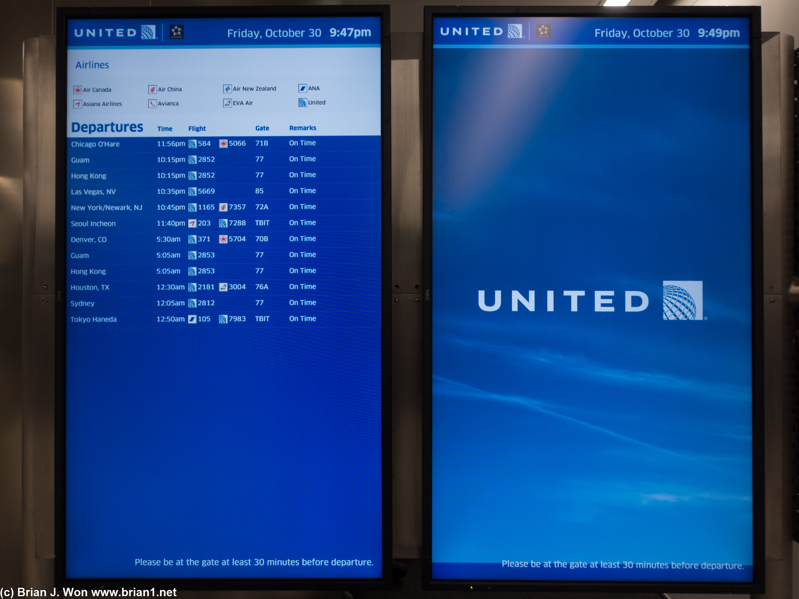 Late-night/early early morning departure board is so sad.