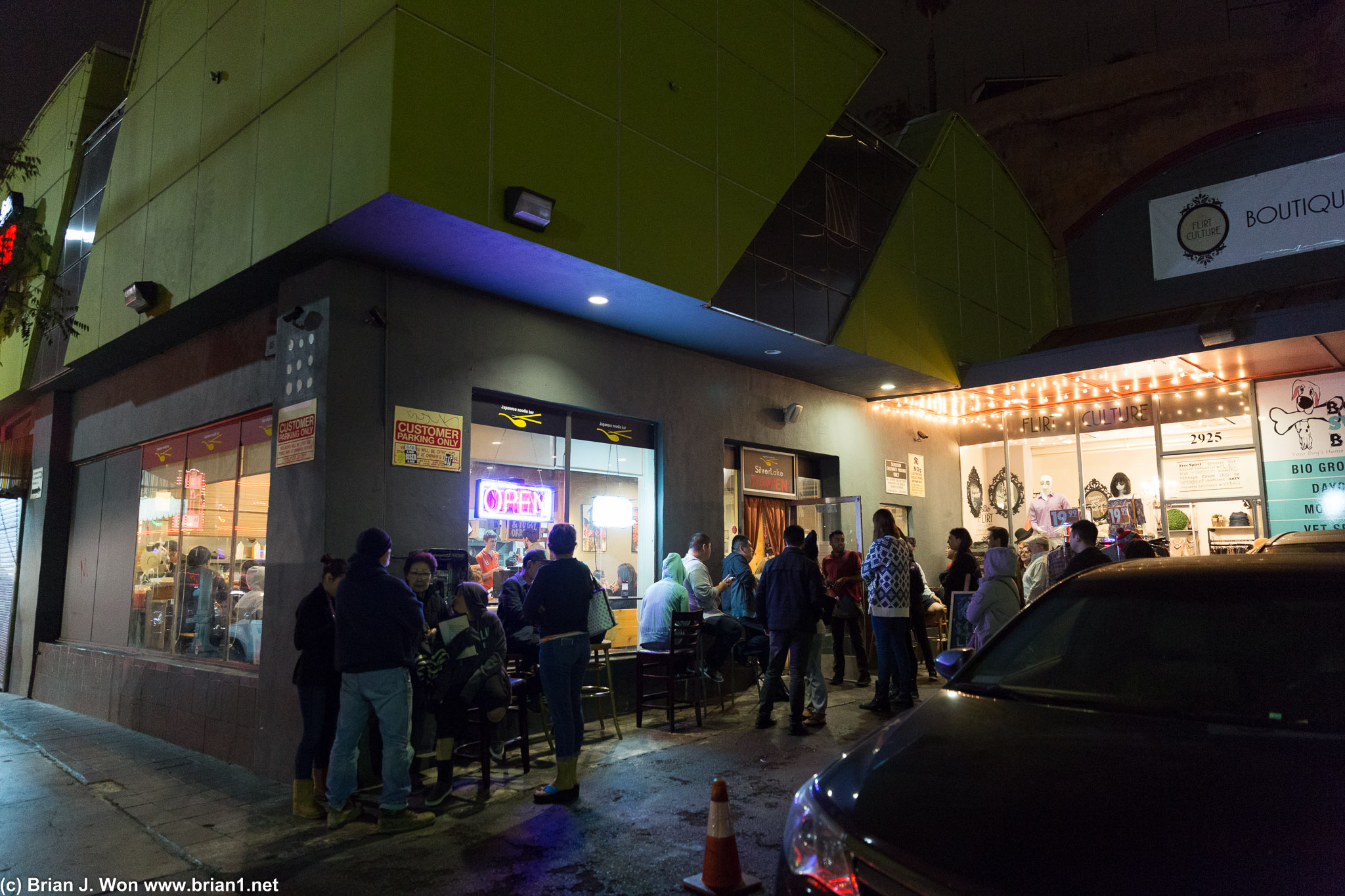 Crazy wait outside Silverlake Ramen.