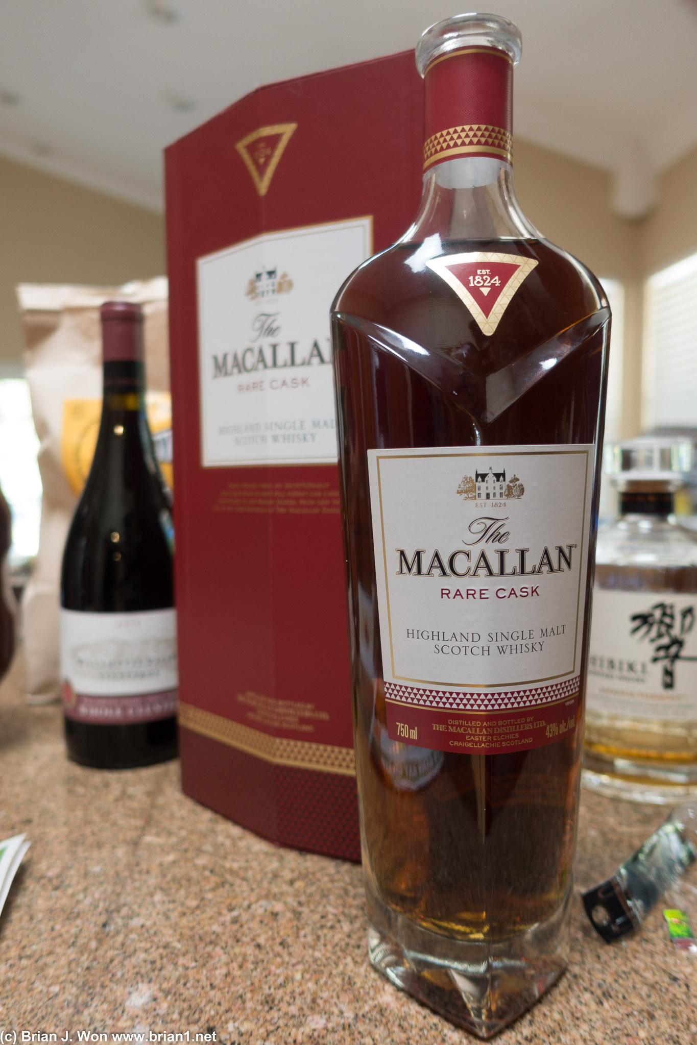 Macallan Rare Cask. (in background: Hibiki Japanese Harmony)
