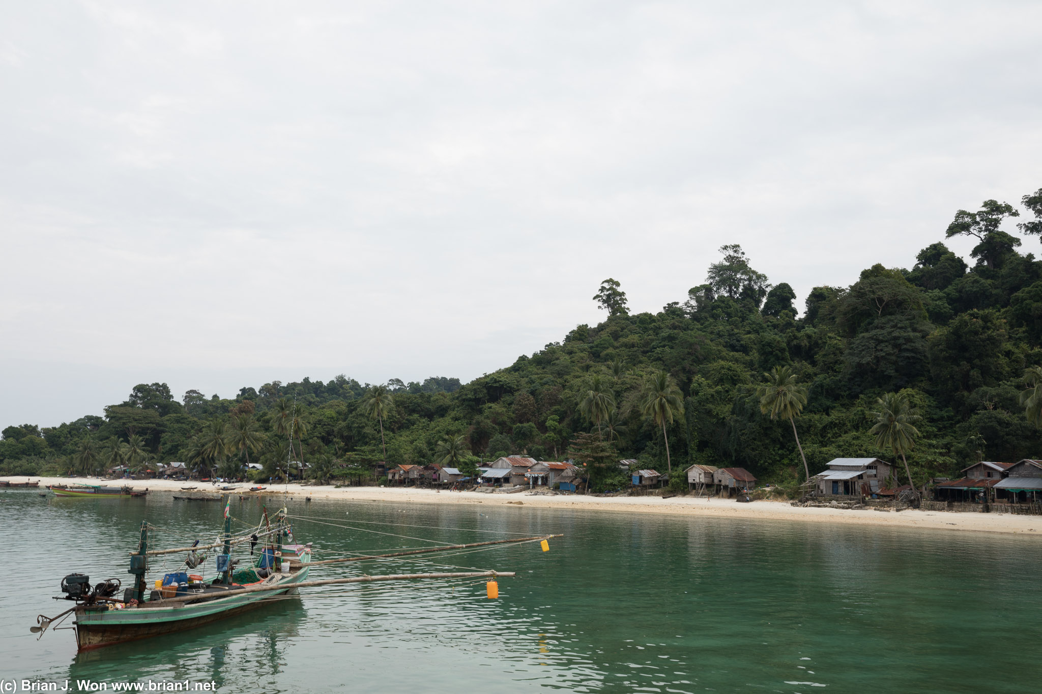 Fishing boat and the Moken side.
