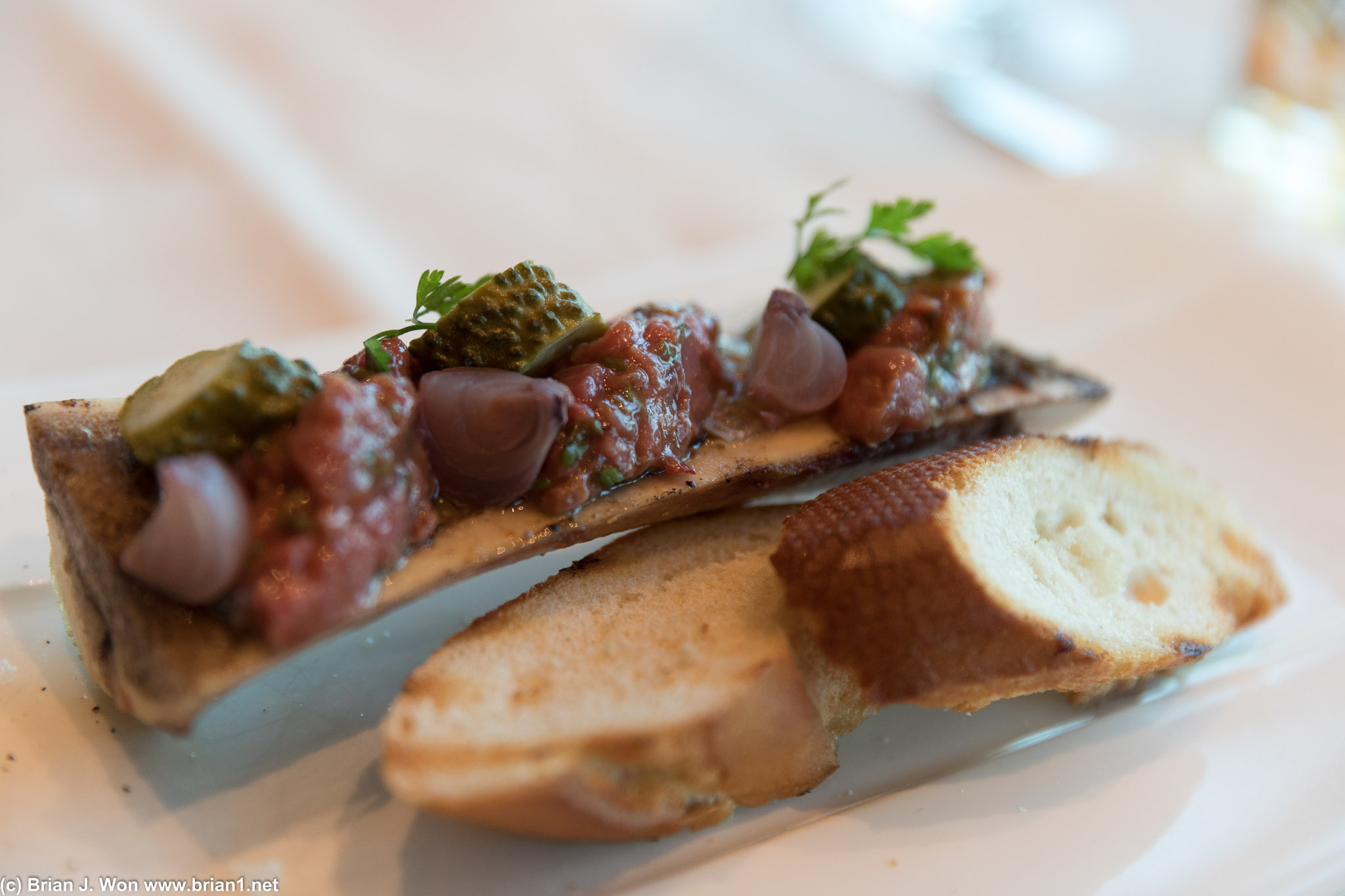 Beef tartare atop bone marrow. Great idea in theory.