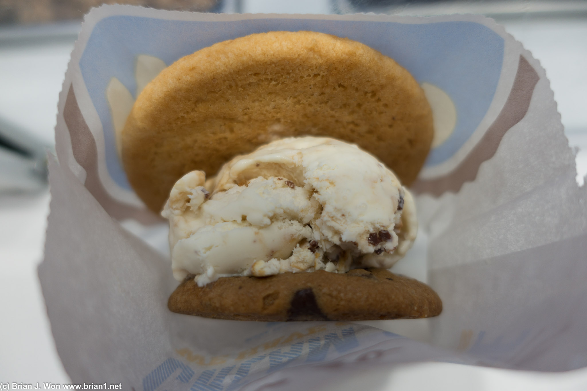 Ice cream sandwich at CREAM.