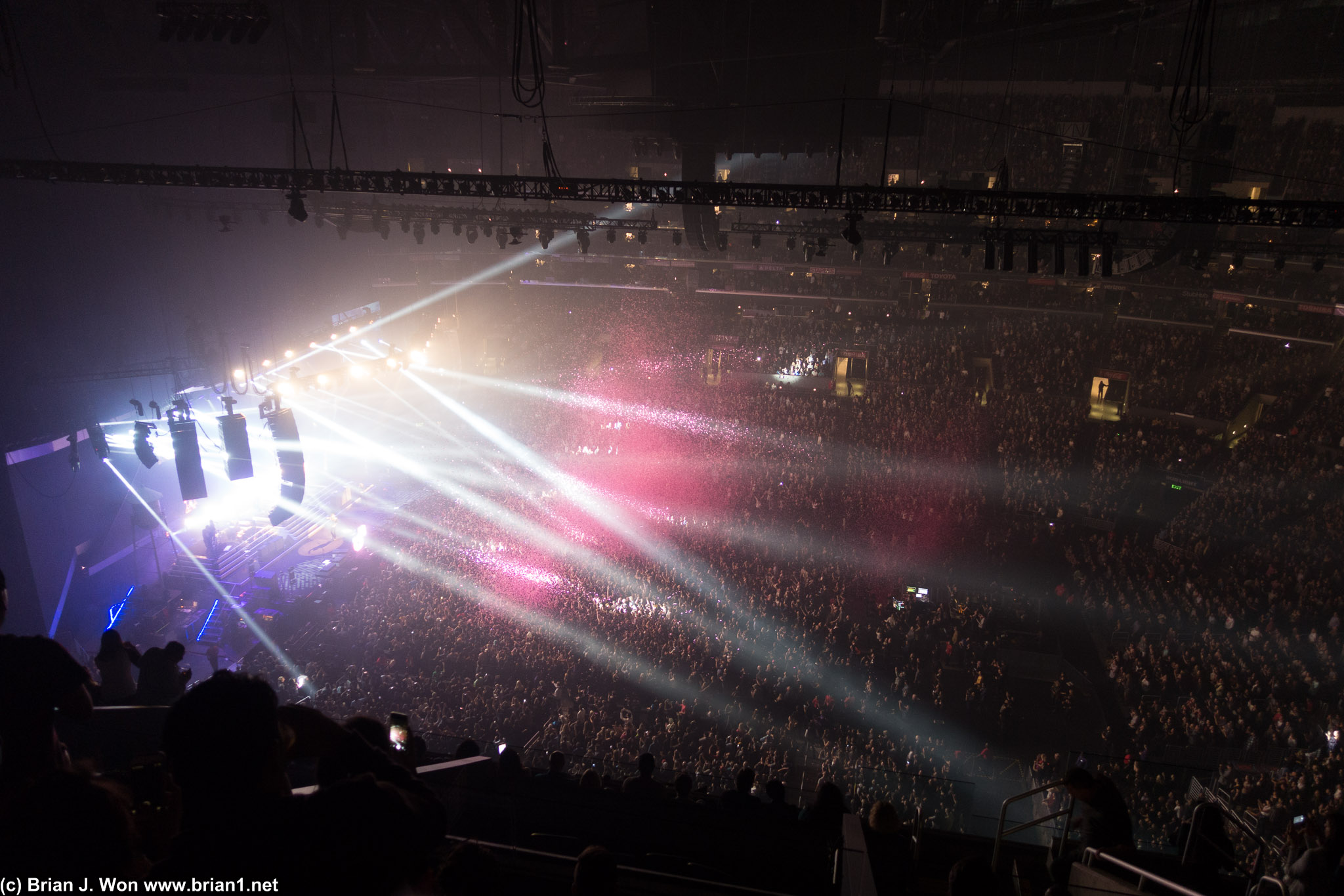 Lots of bright lights.
