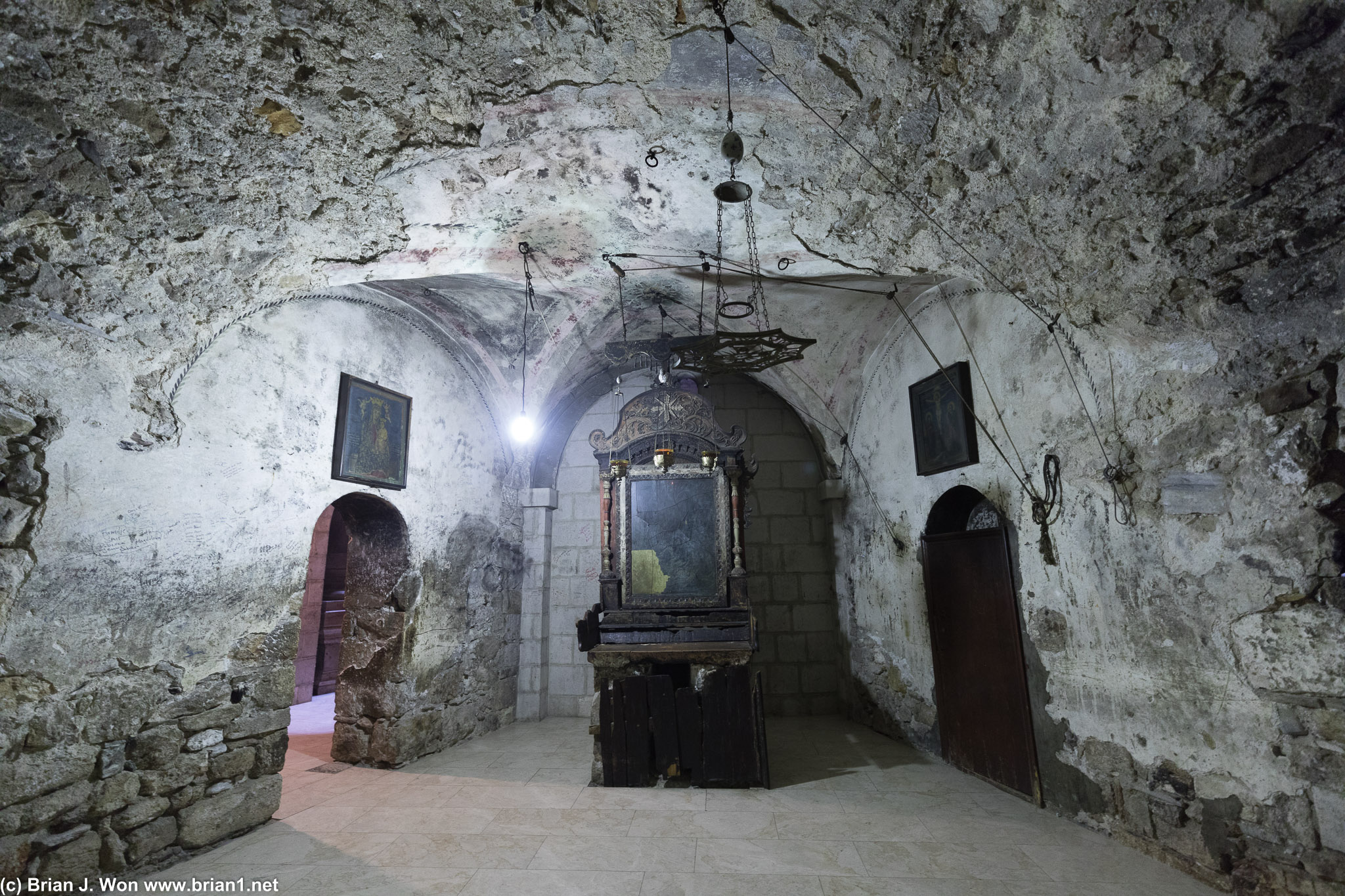 Quite a difference from the grandeur one room over.