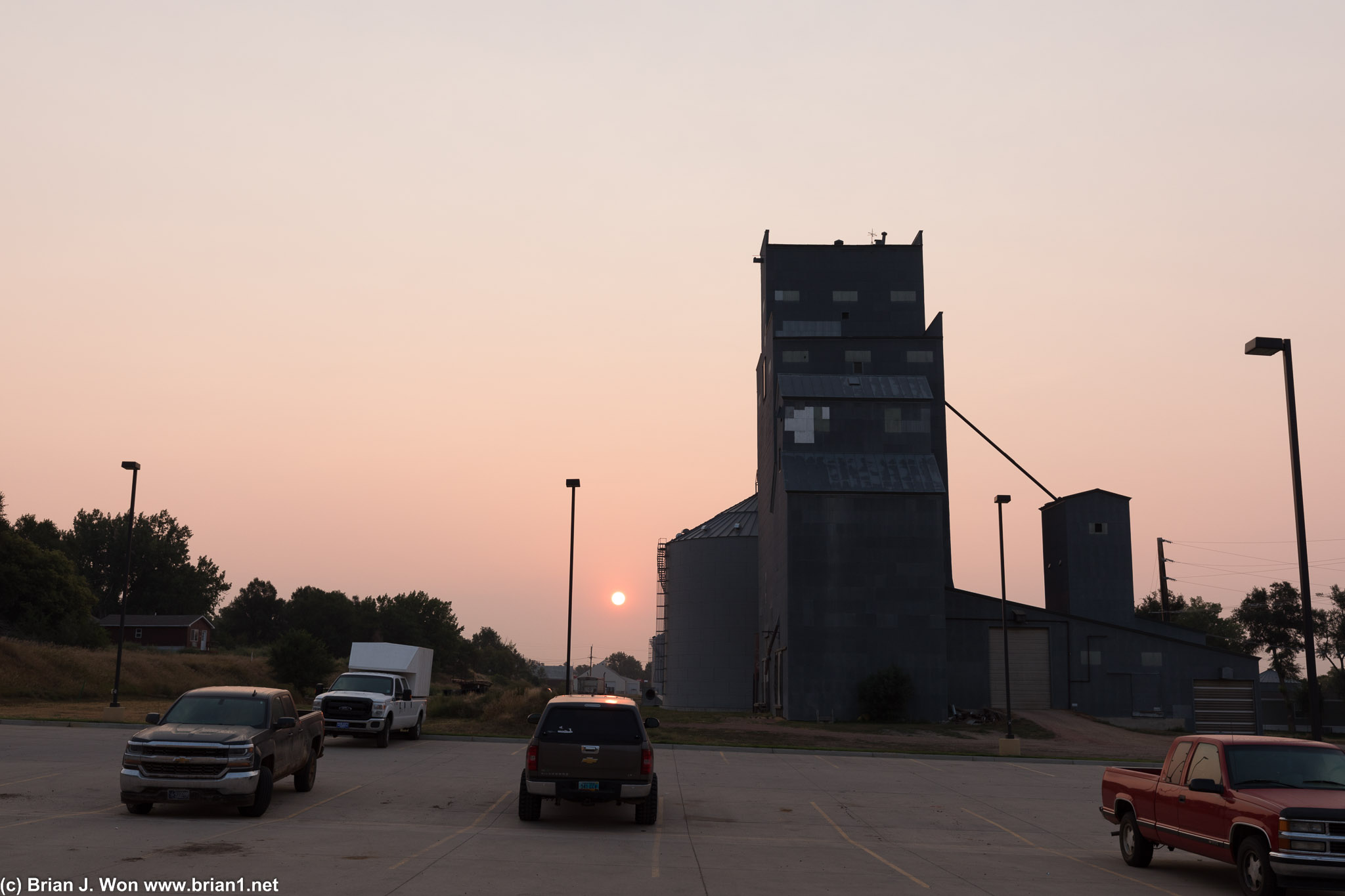 Yes, that's a grain silo.