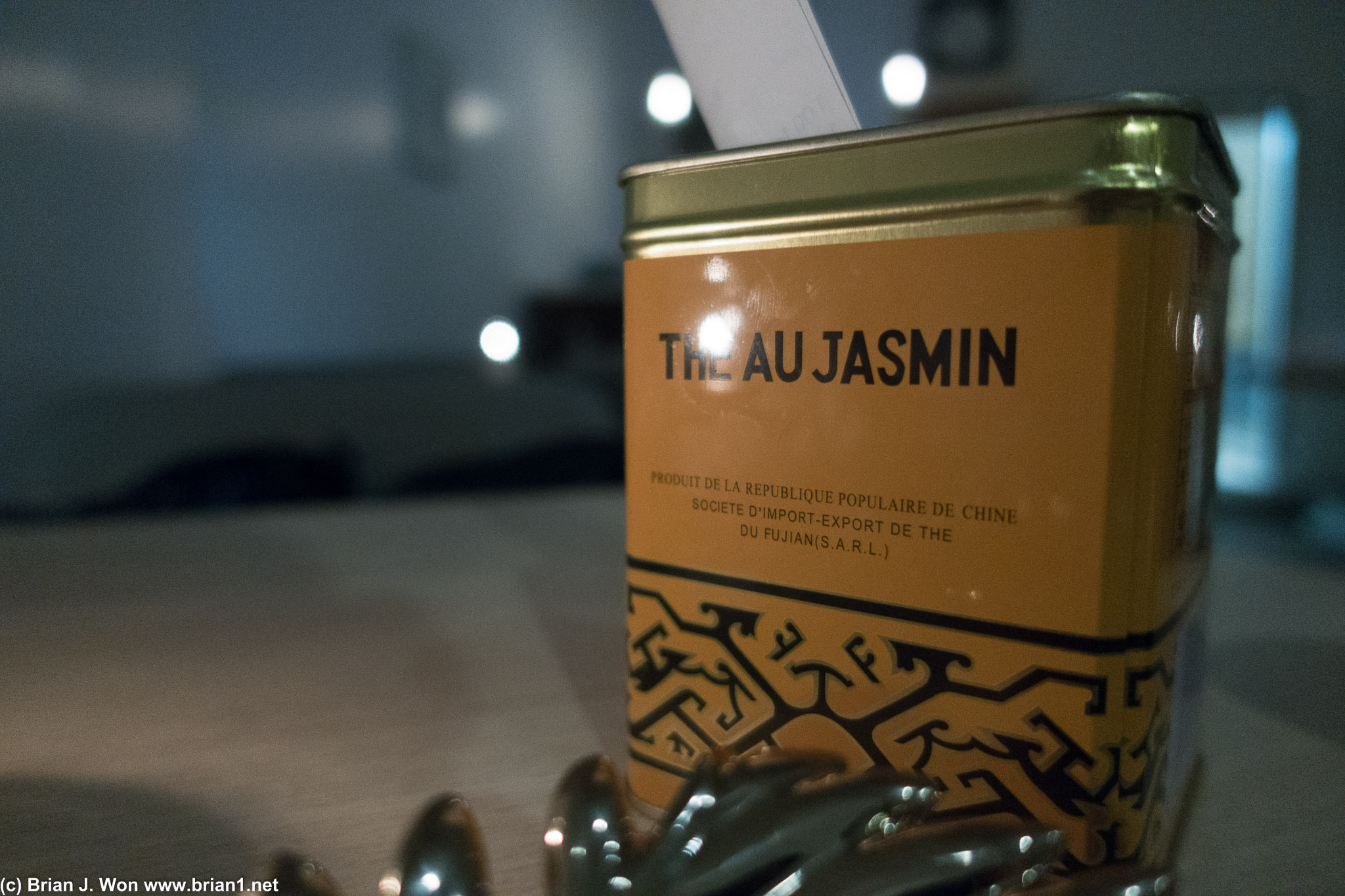 The tea they use-- the box doubles as a receipt container.