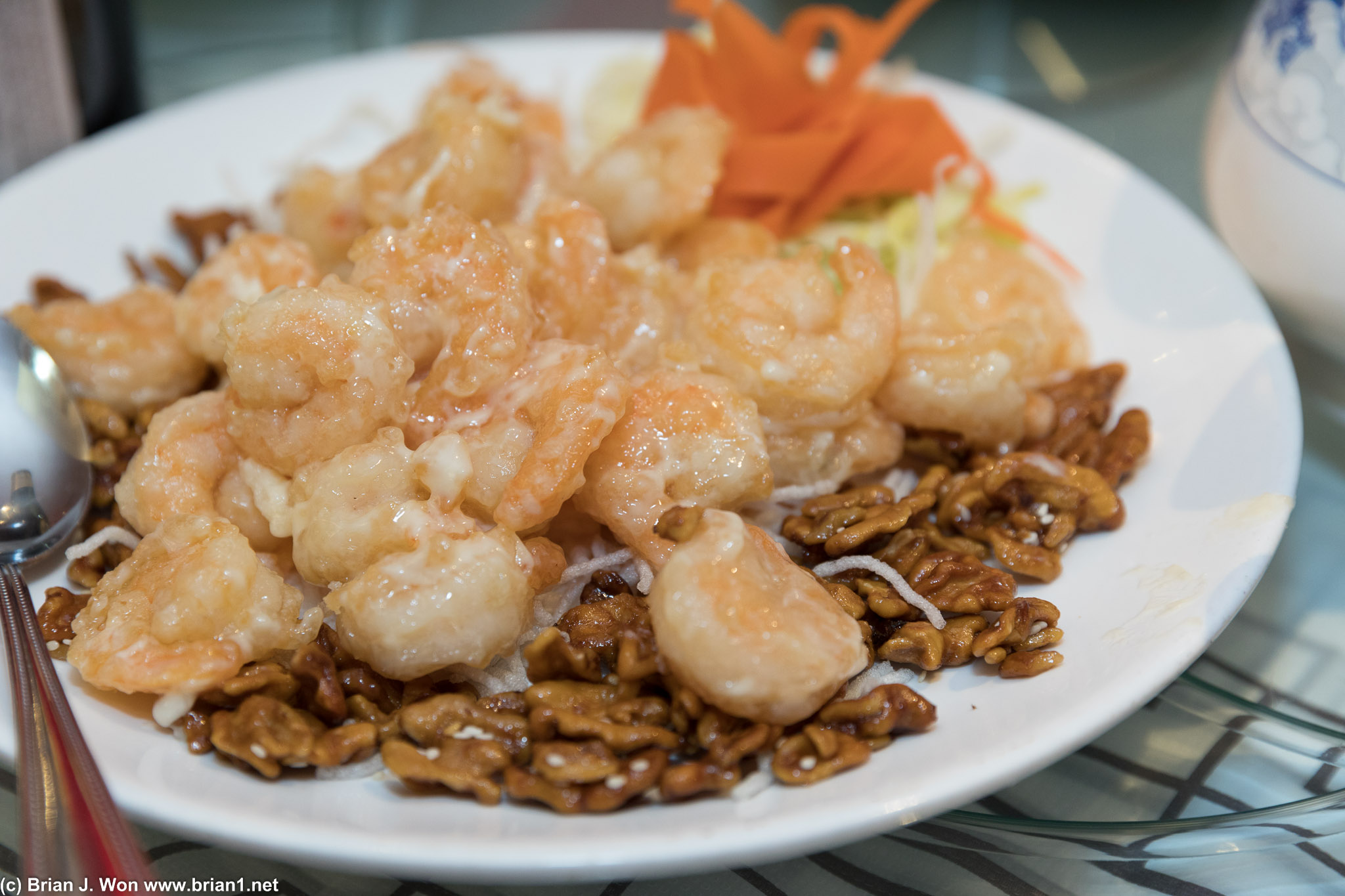 Walnut prawns were tasty.