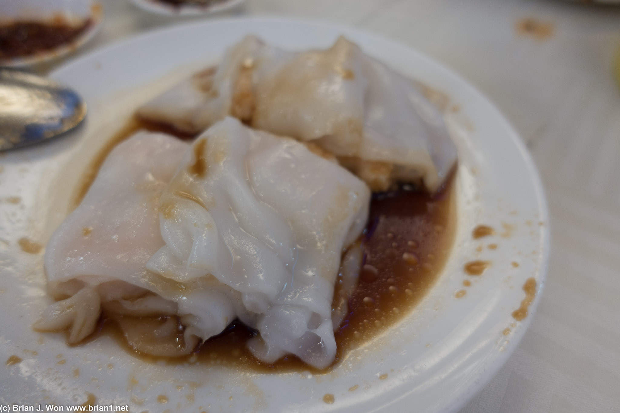 Har cheung fun here are never pretty and the skins are always too thick, but they're getting better.