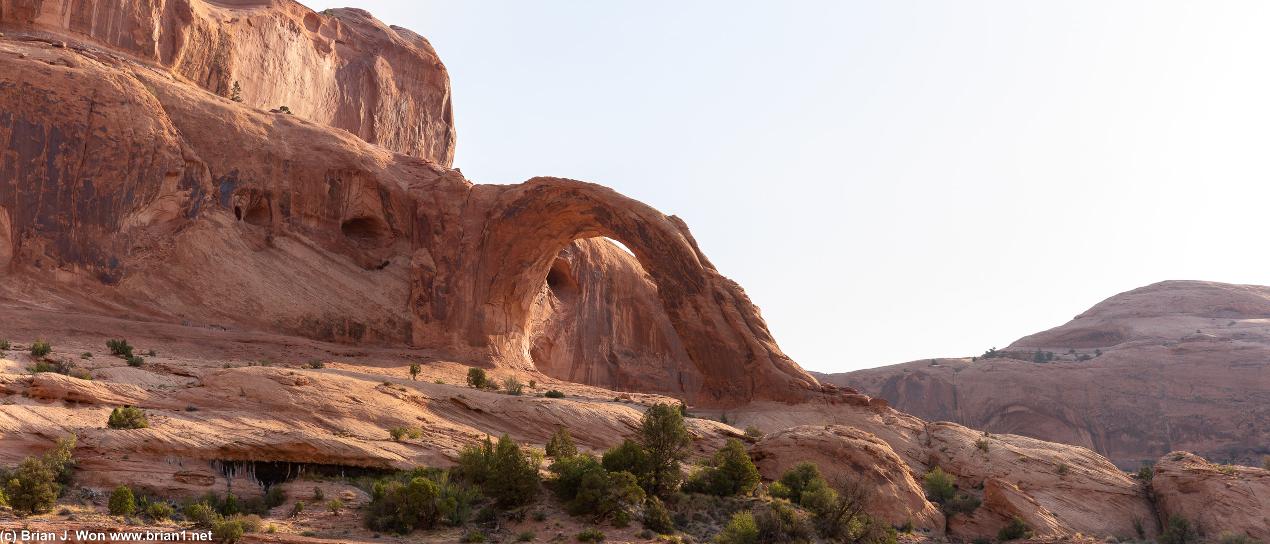 Starting to get close enough to properly aprpeciate Corona Arch.