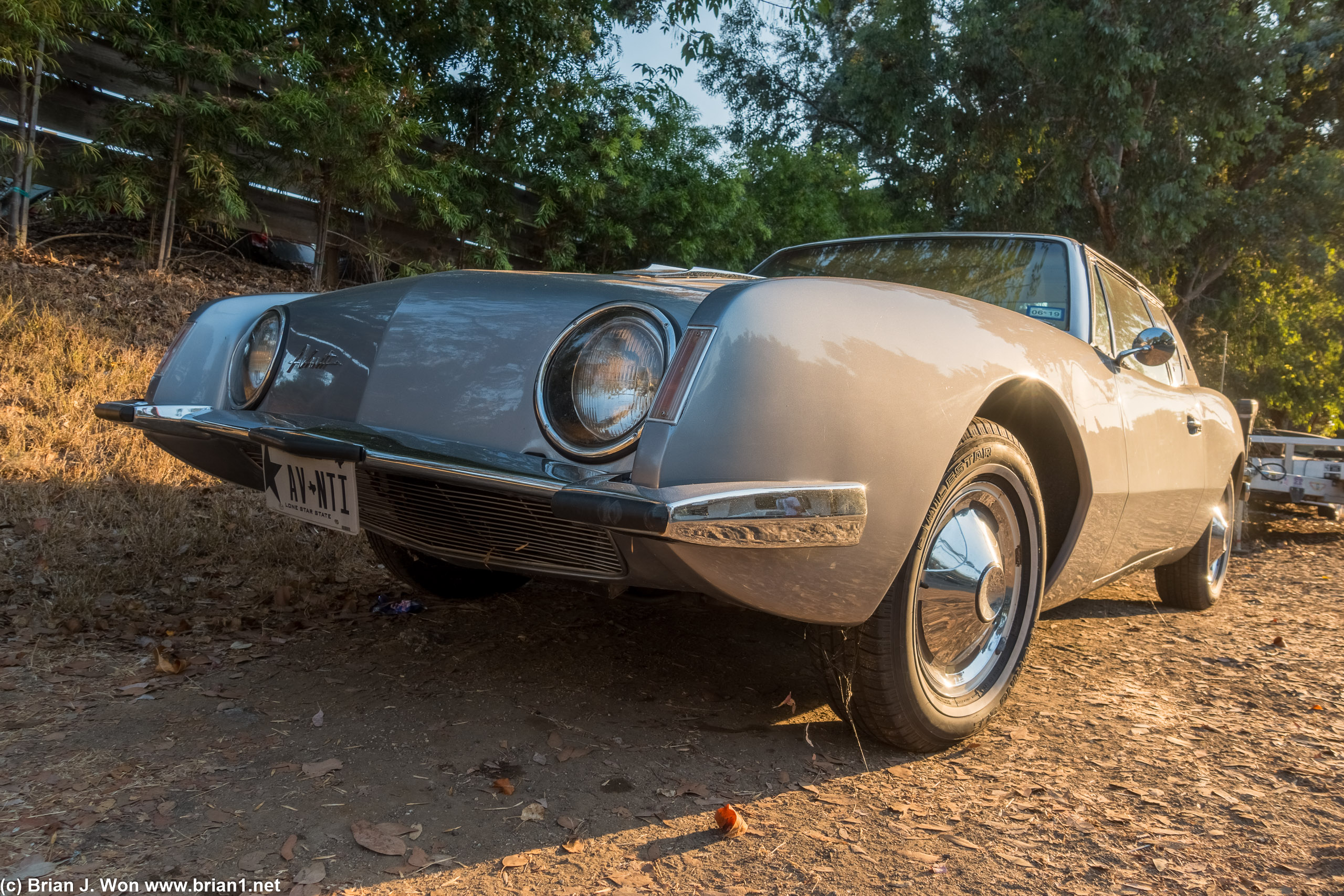 Studebaker Avanti spotted on the way to n/naka.