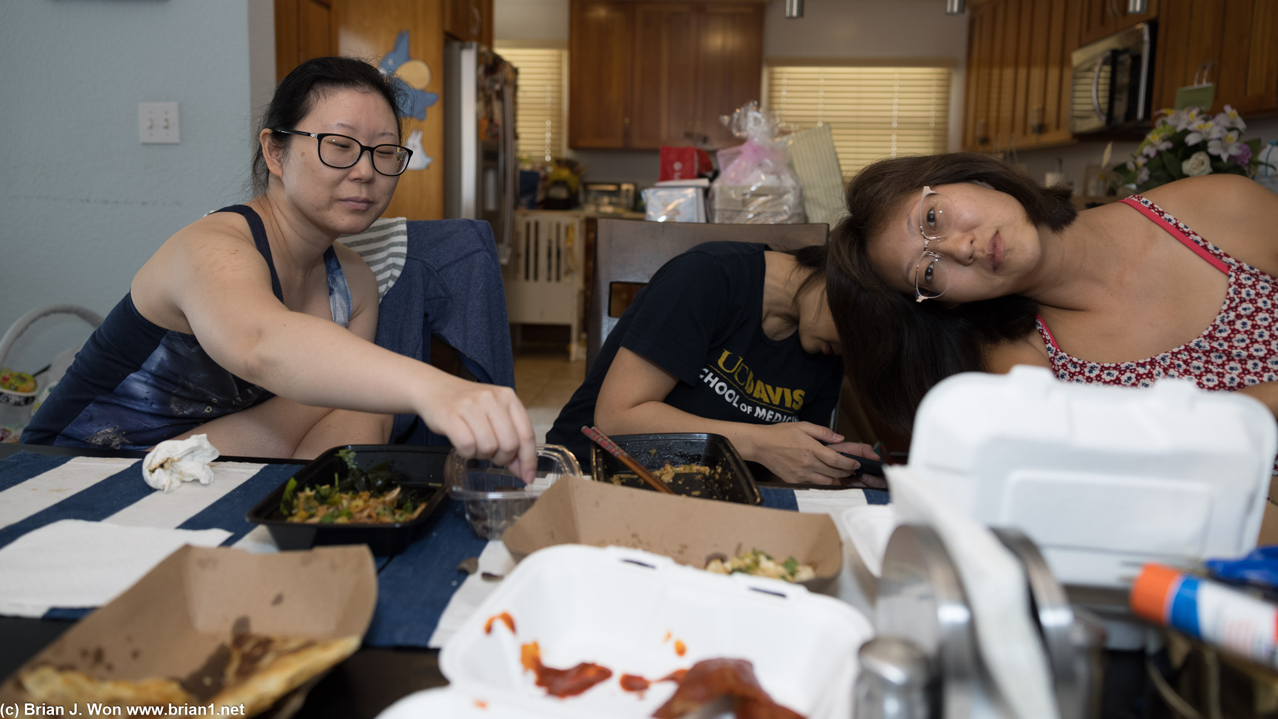 The ladies nom'ing away.