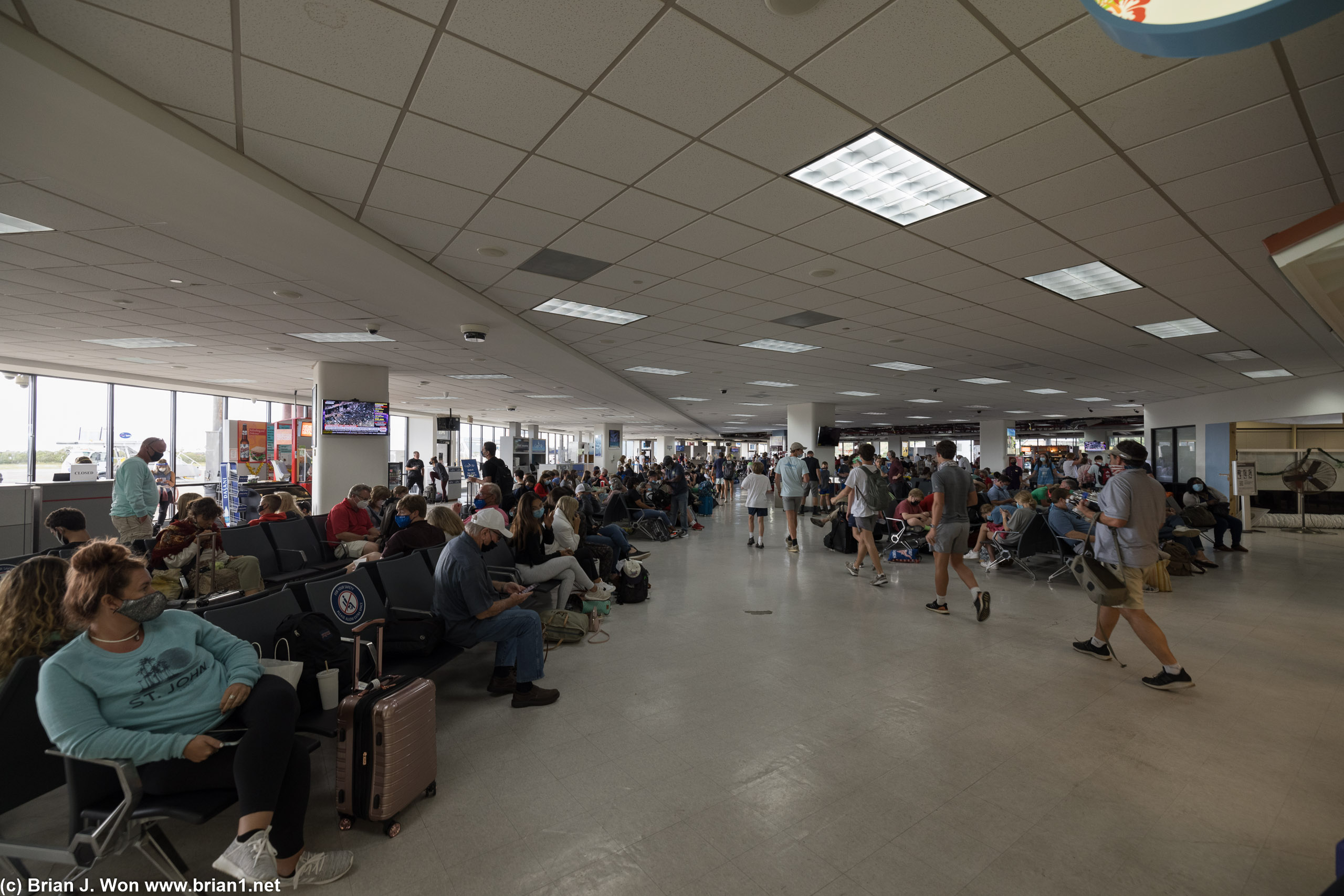 Airside is PACKED. Eeek. o_0