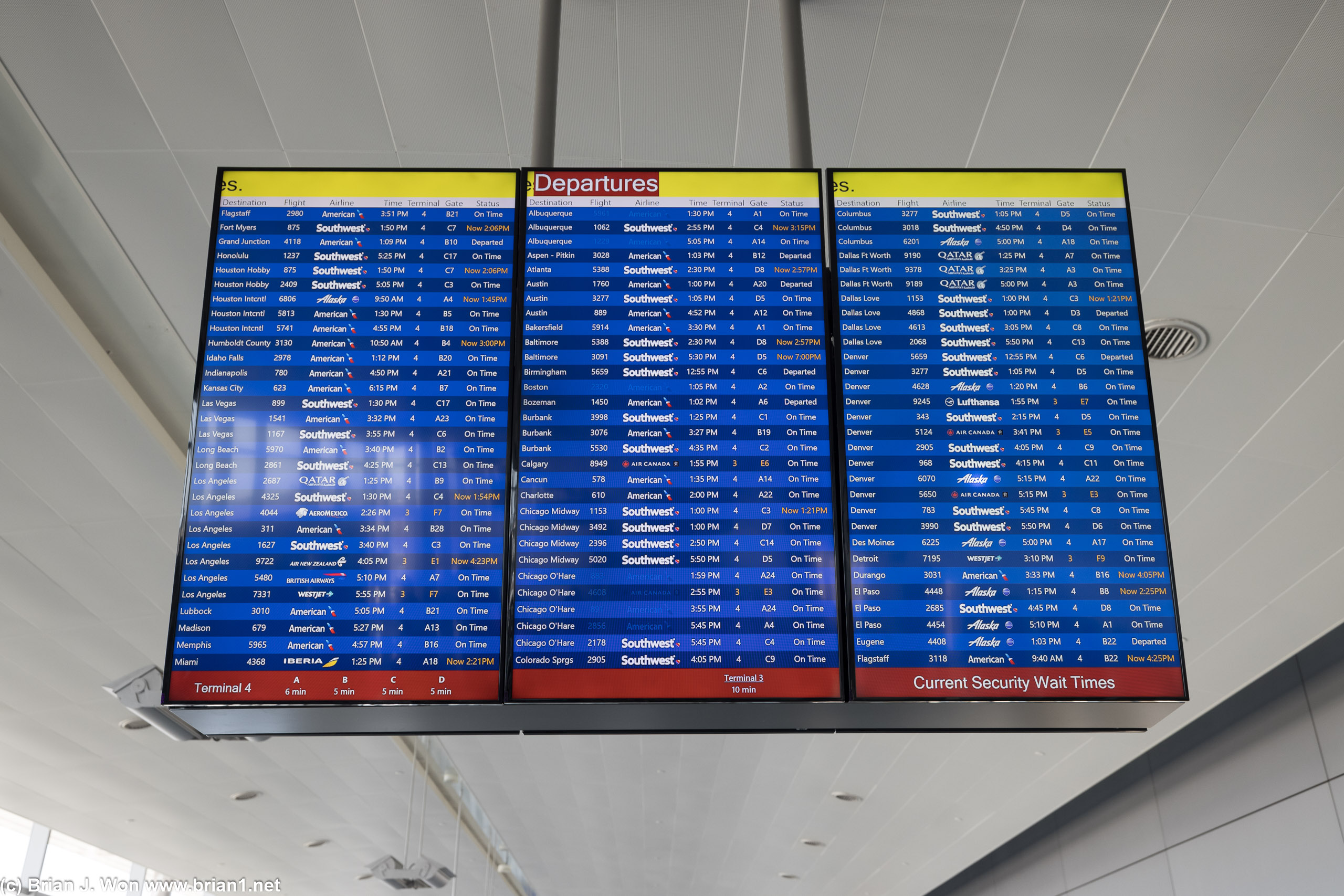 Phoenix Sky Harbor is damned busy.