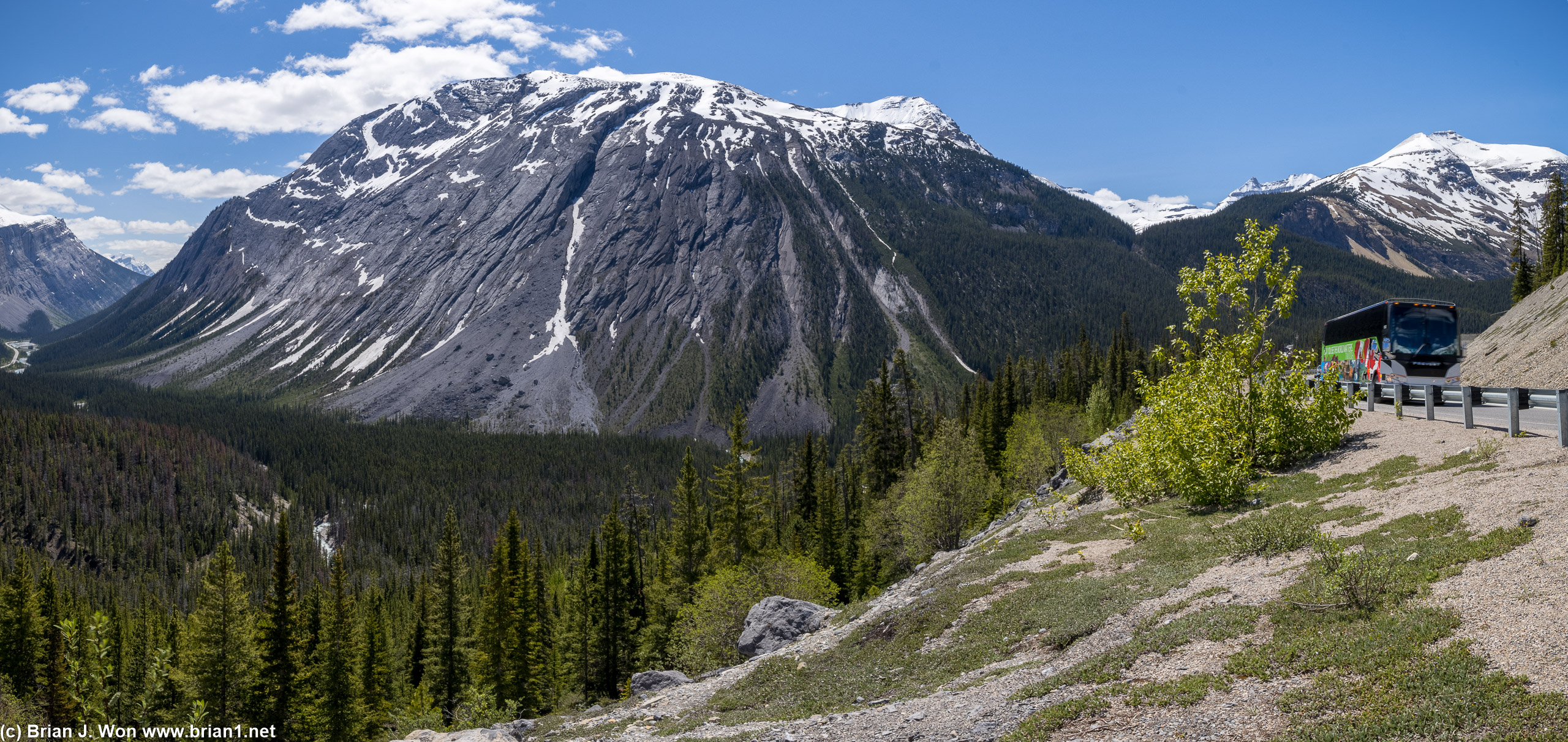 If you were to keep heading south towards Banff, you'd go this way.