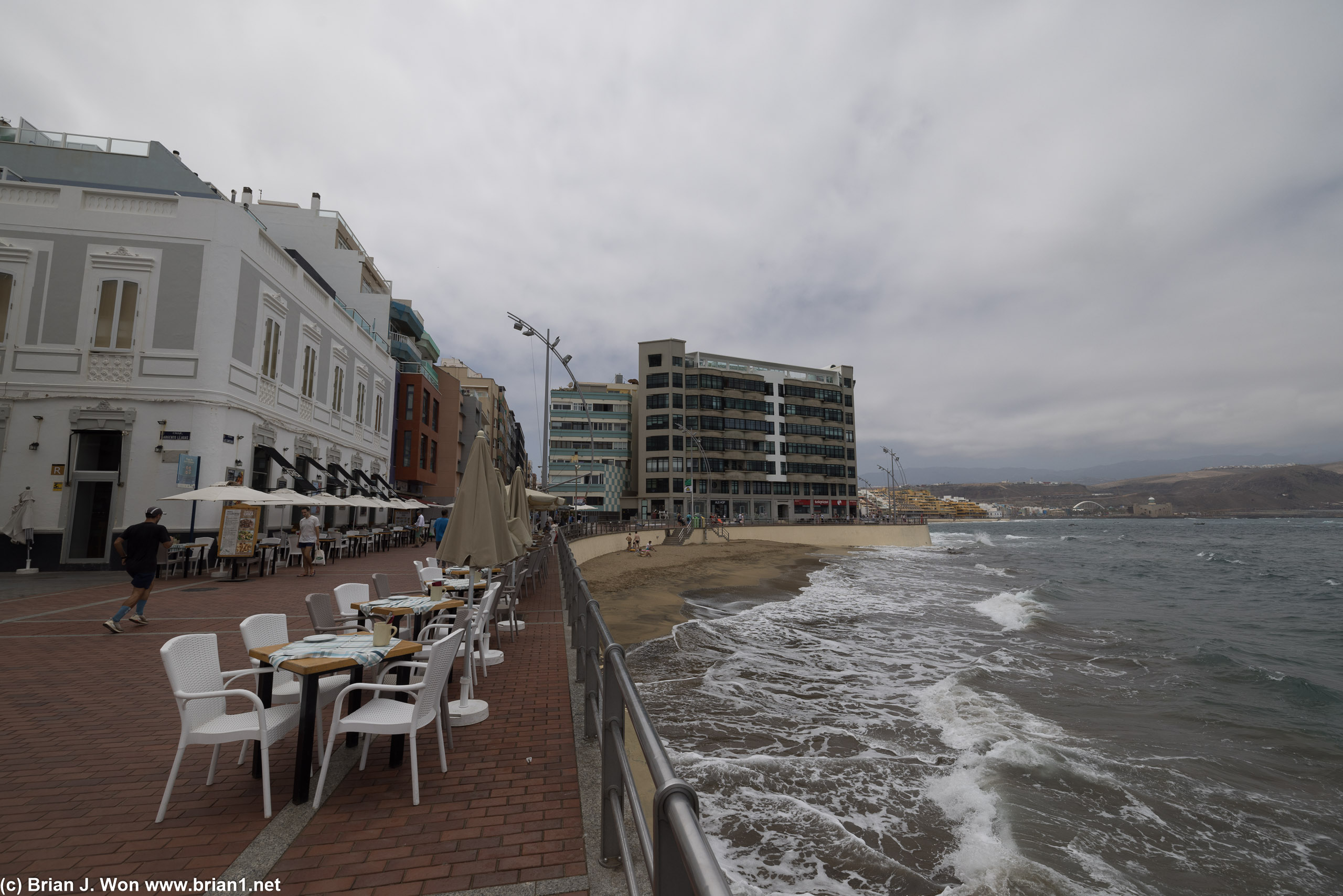 Cloudy day for the beach.