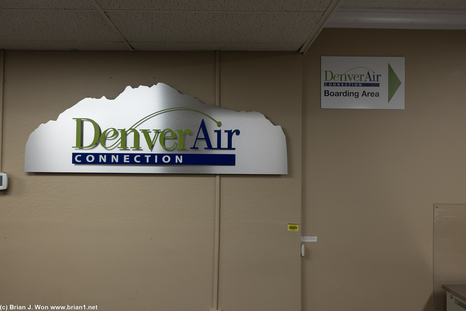 Denver Air Connection/Key Lime Air is the only operator here.