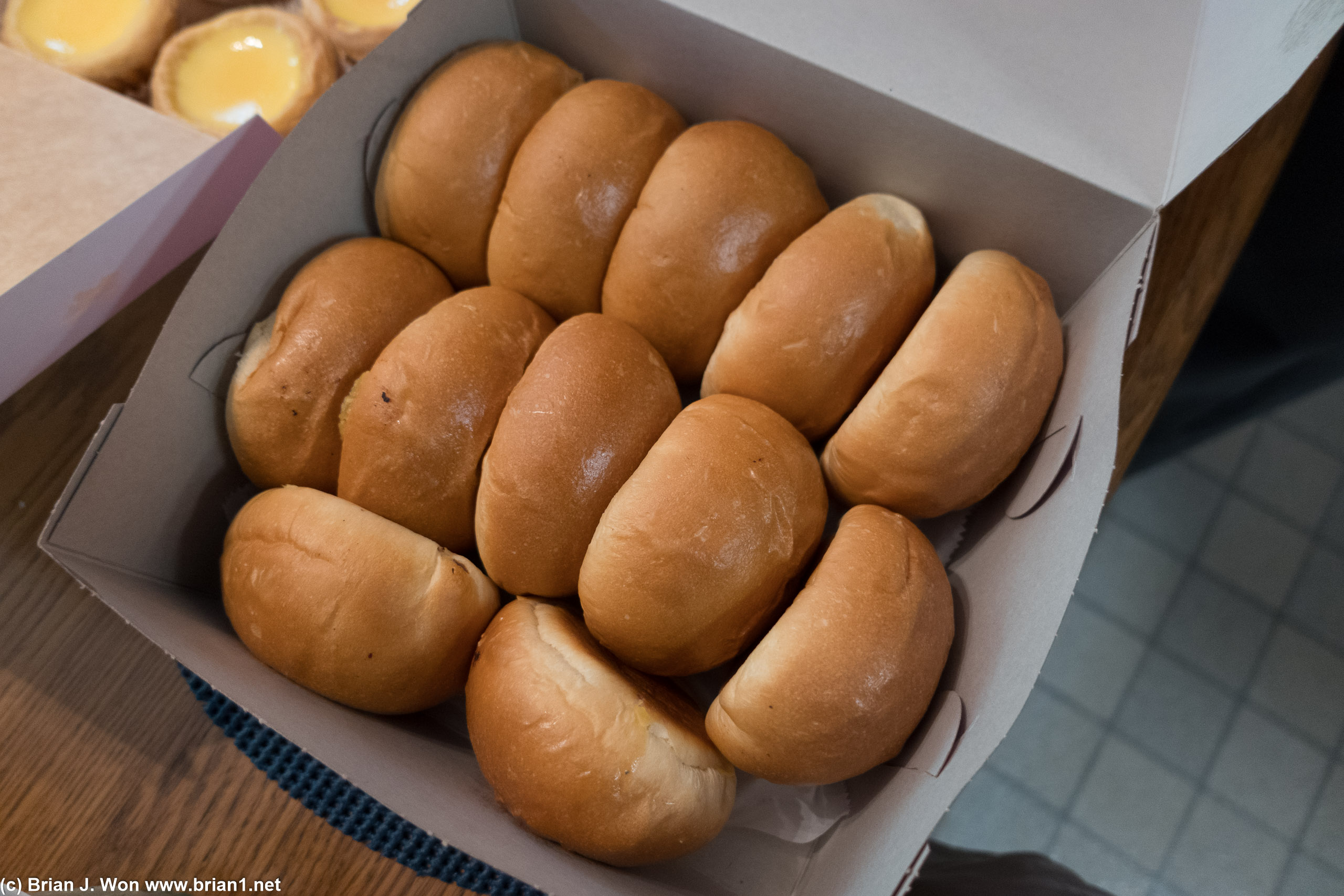 Baked char shu bao from ABC Bakery. Just okay this time.