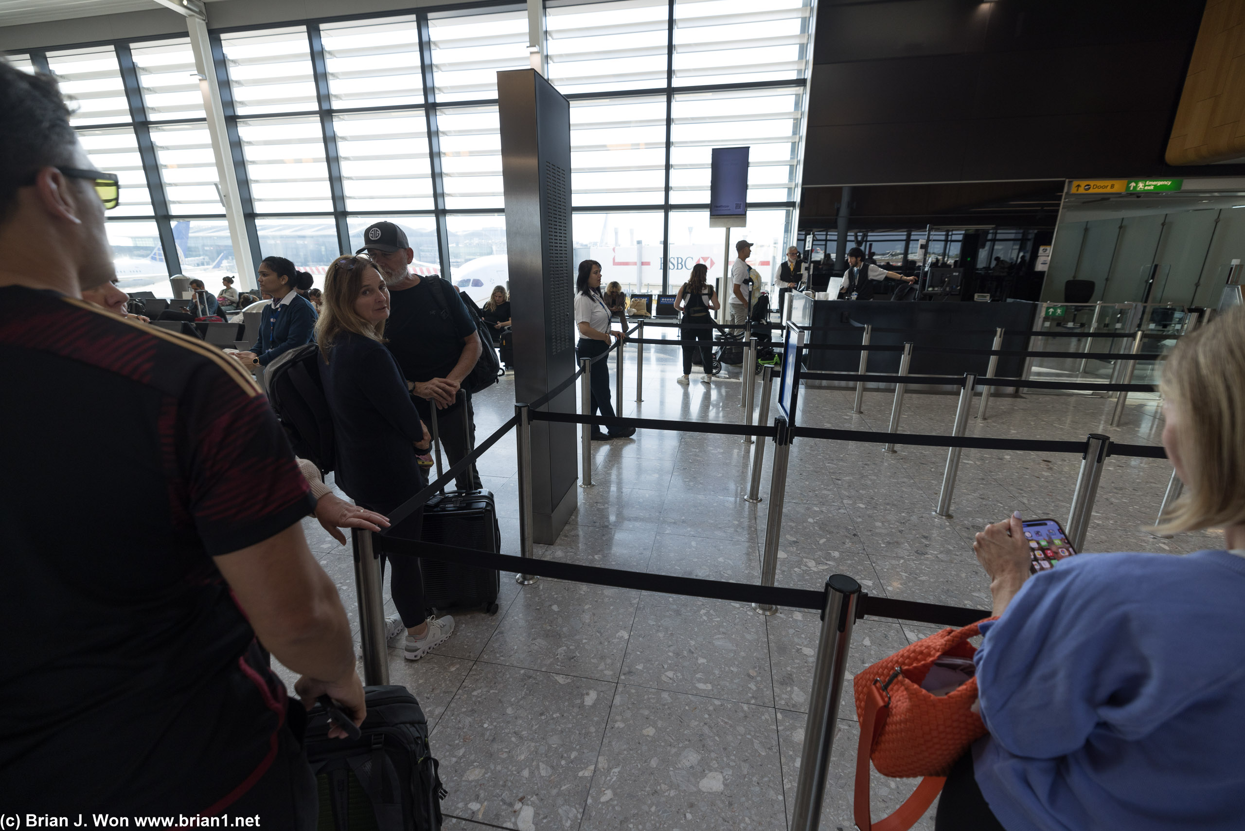 United frequent fliers waiting to board.