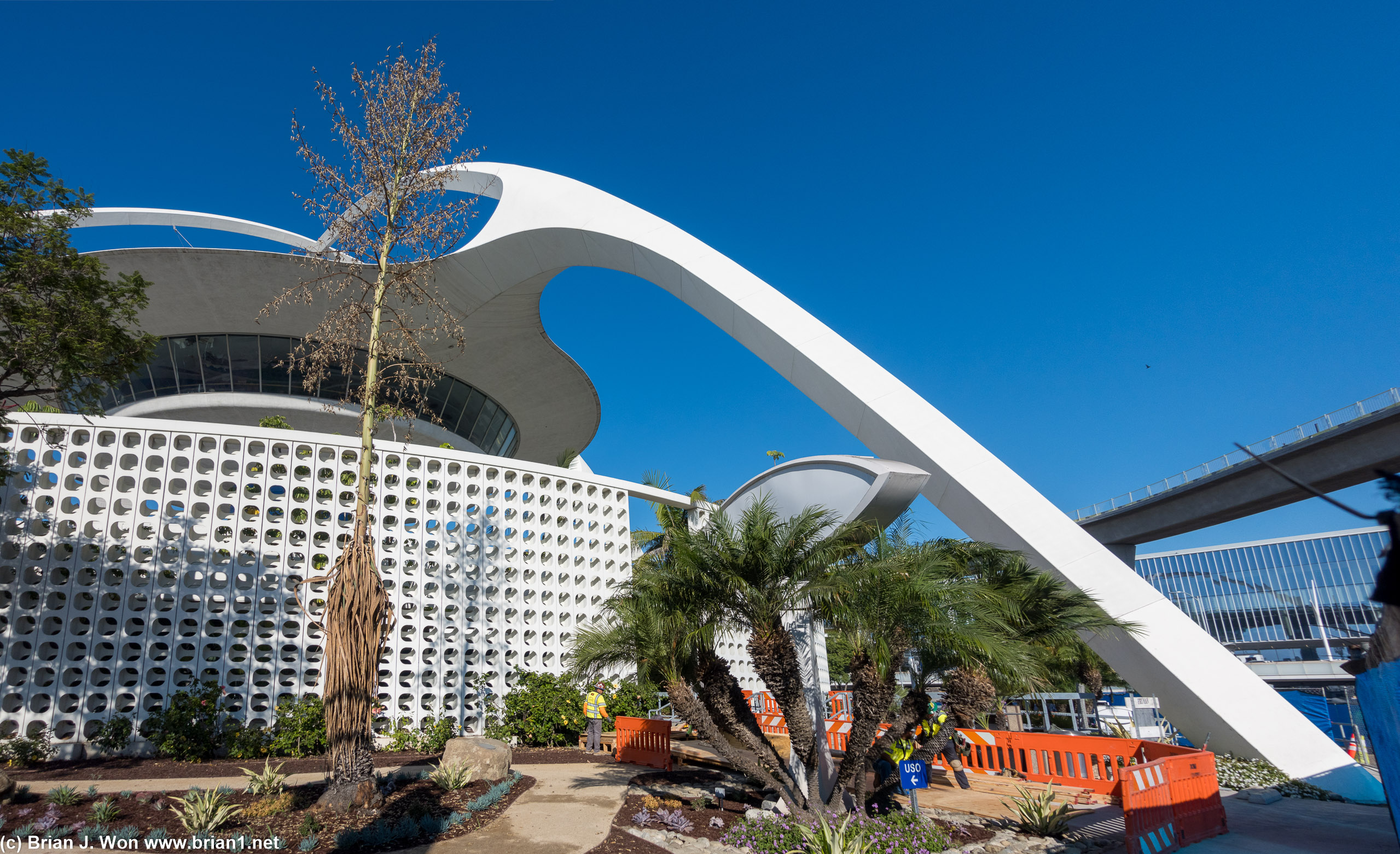 Theme Building at LAX.