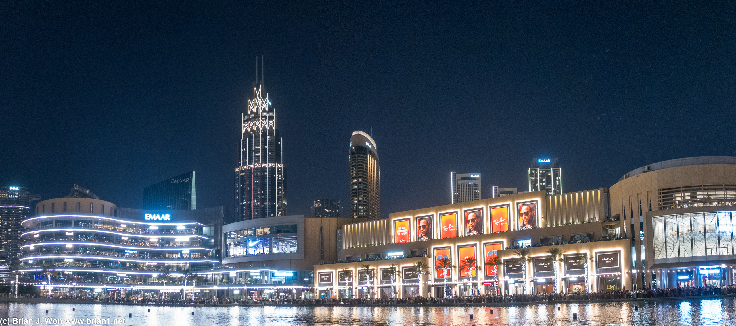 Dubai Mall.