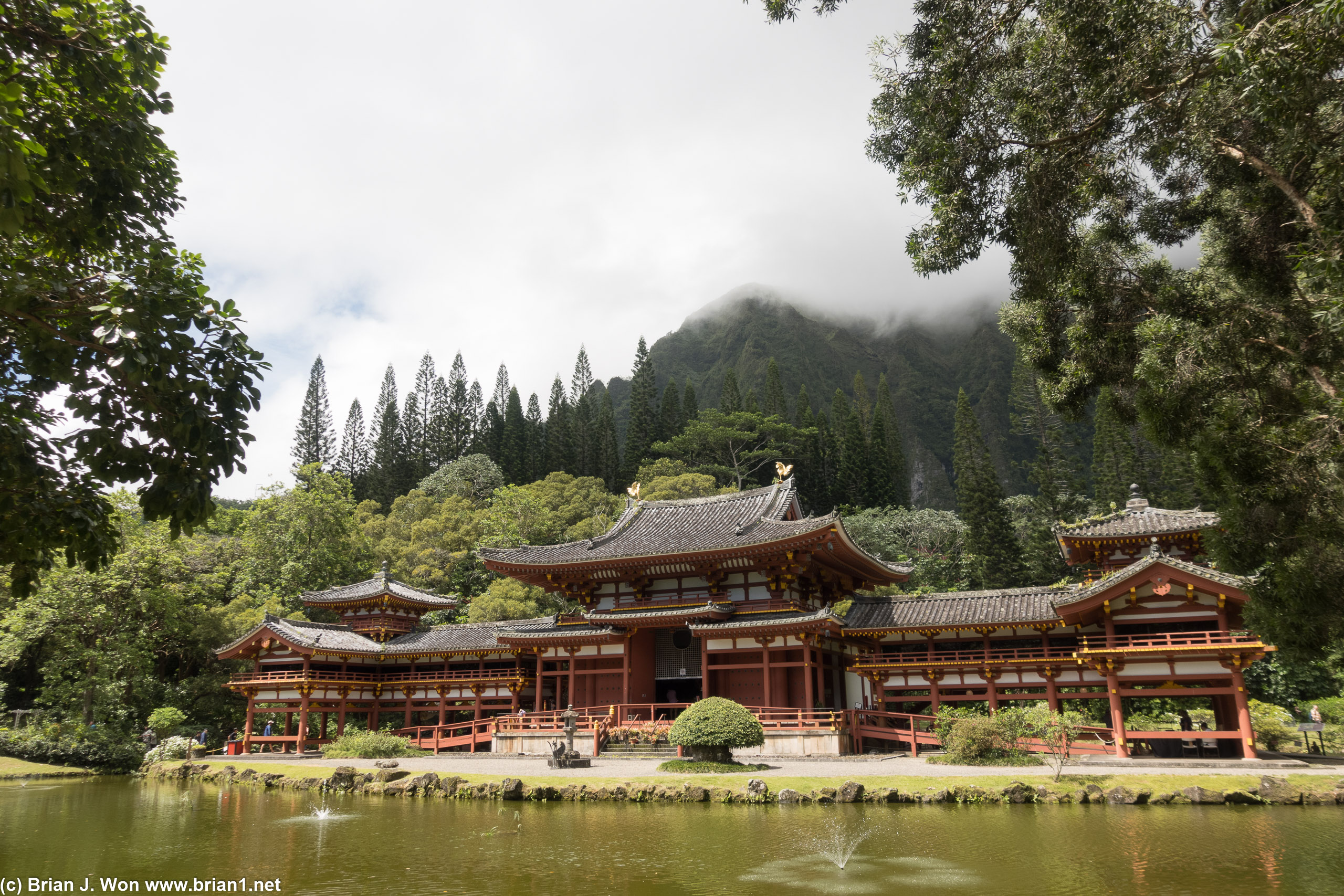 Next stop, Valley of Temples and the Byodo-In temple.