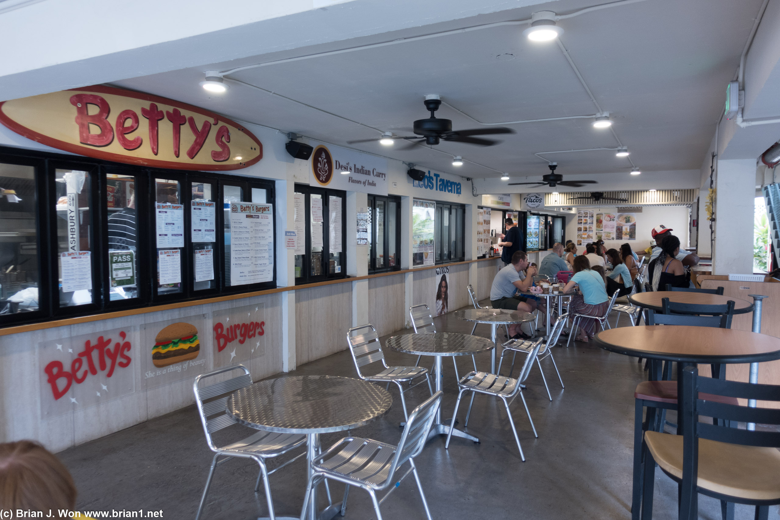 Can imagine this place being packed for lunch.