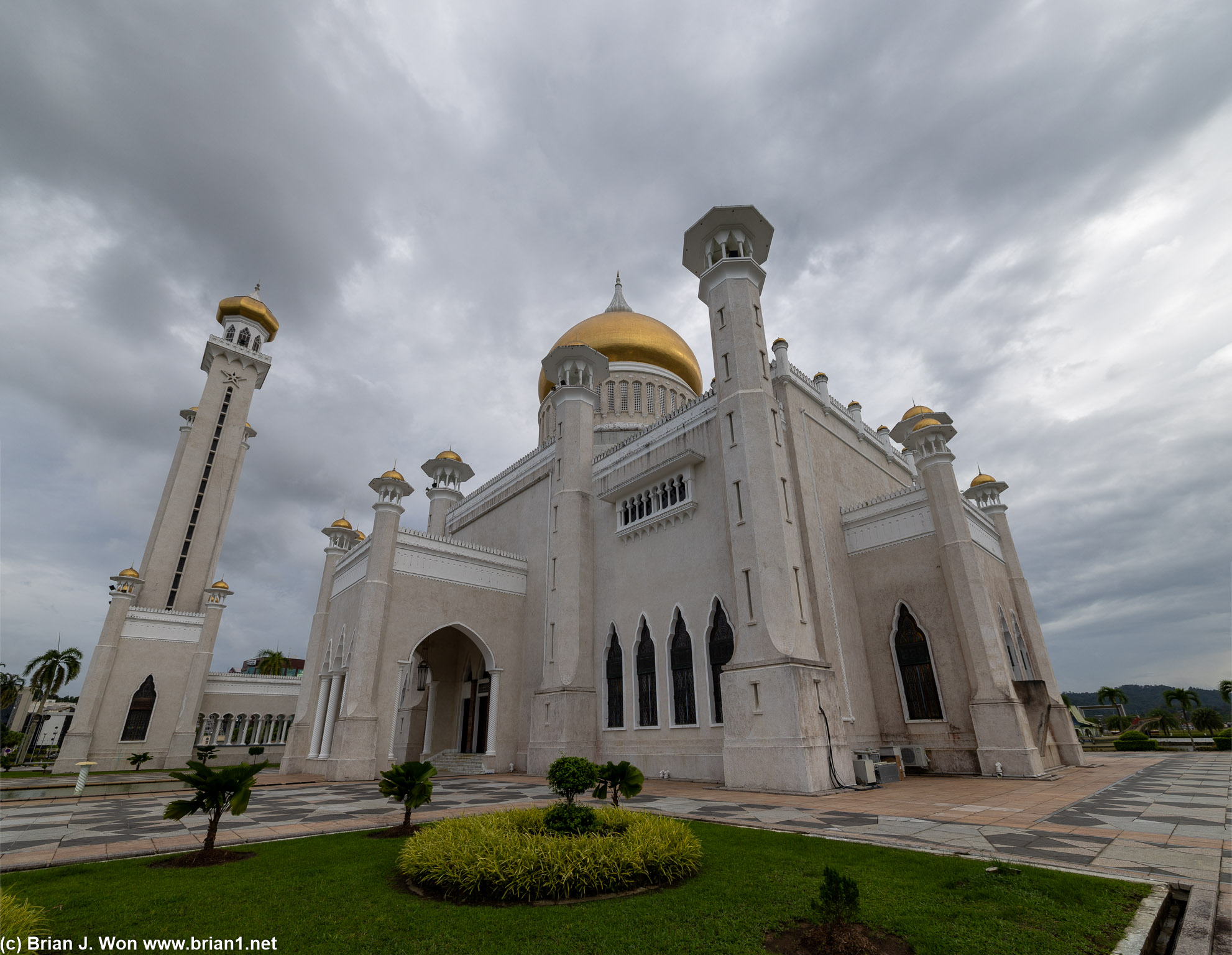 Omar Ali Saifuddien Mosque.