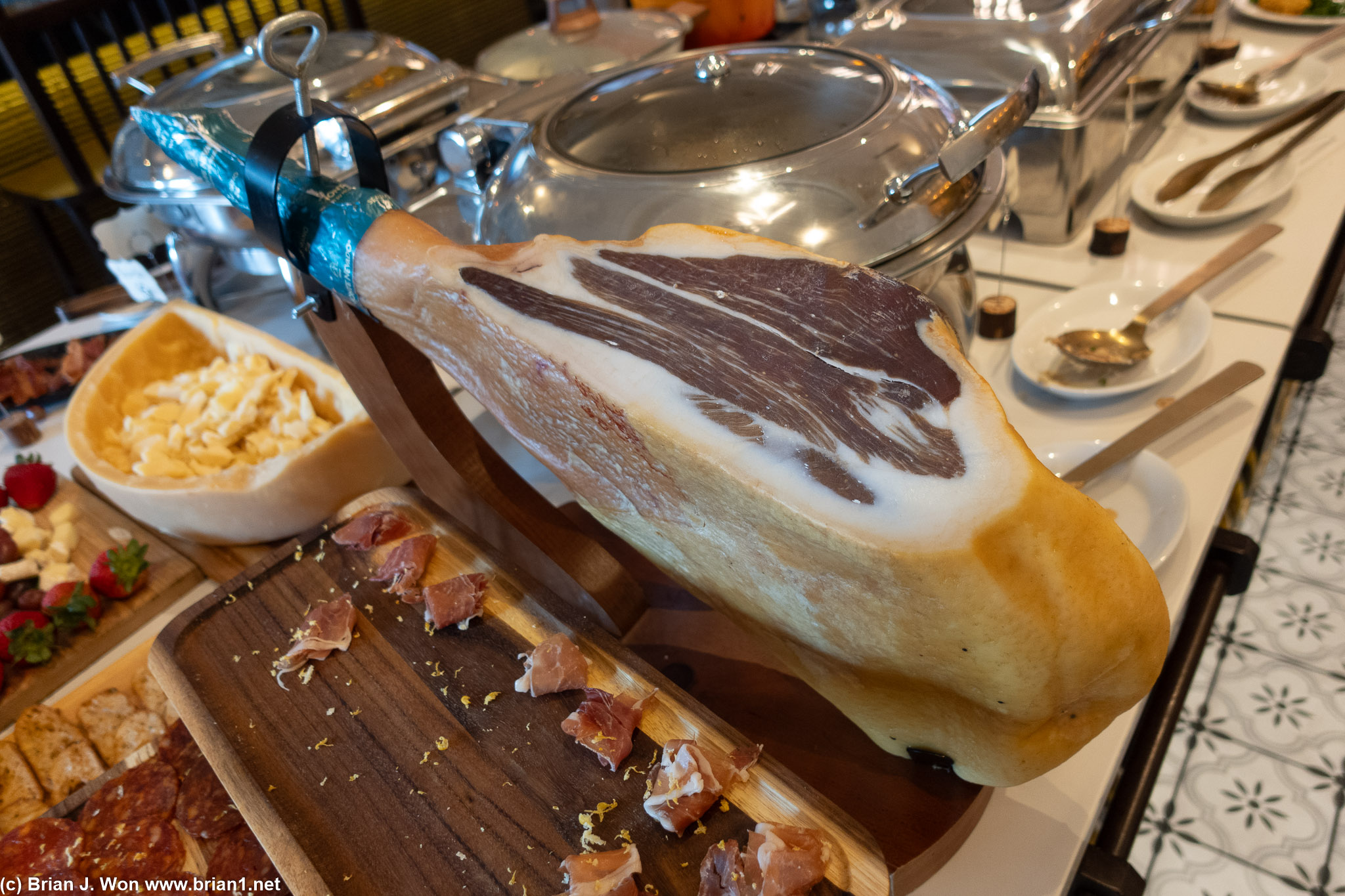 Jamon serrano.