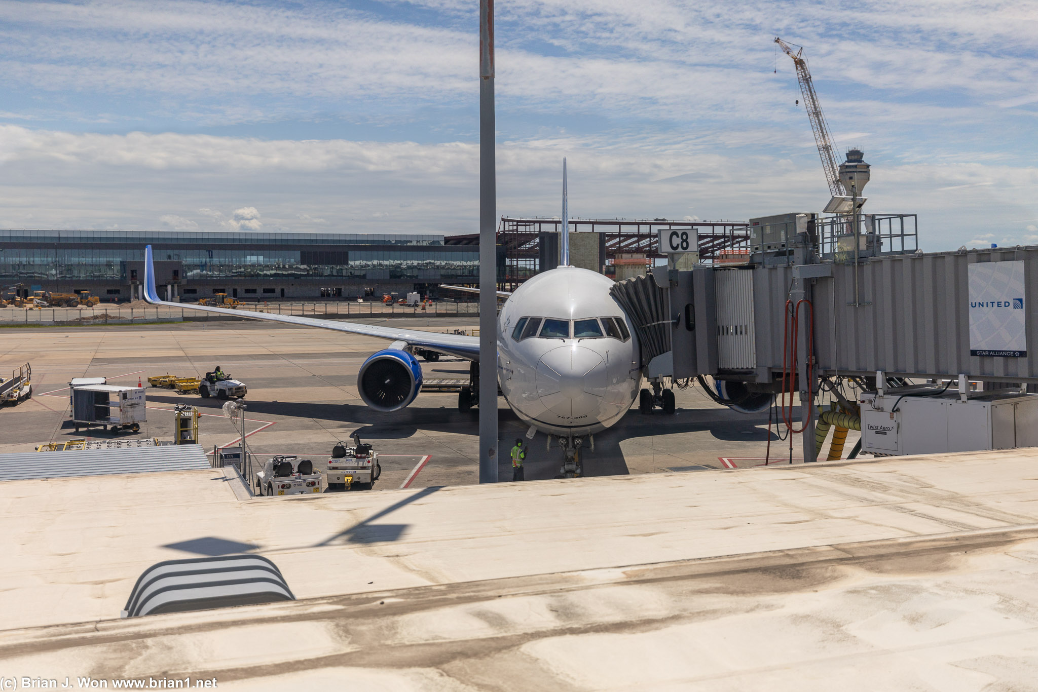 N648UA. arrived at IAD.