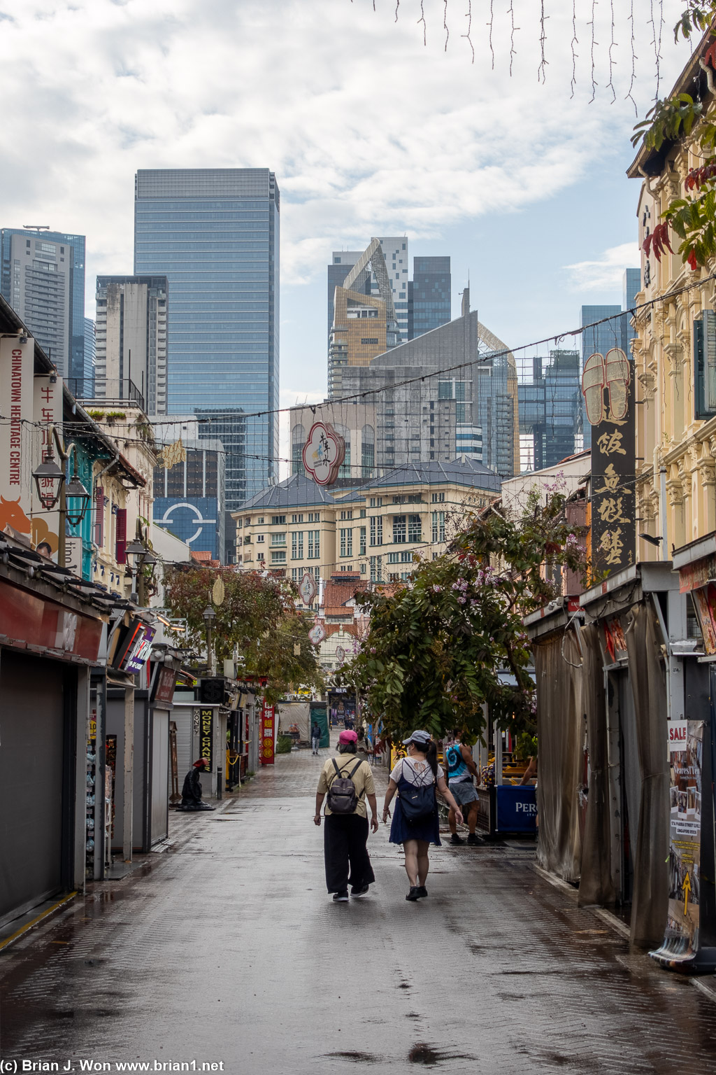 Wandering Chinatown on a rainy morning.