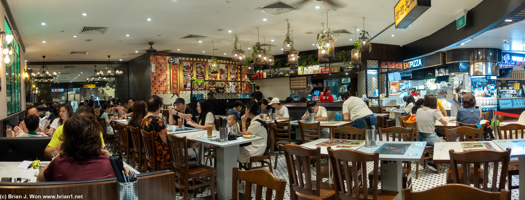 Central HK Cafe inside VivoCity.
