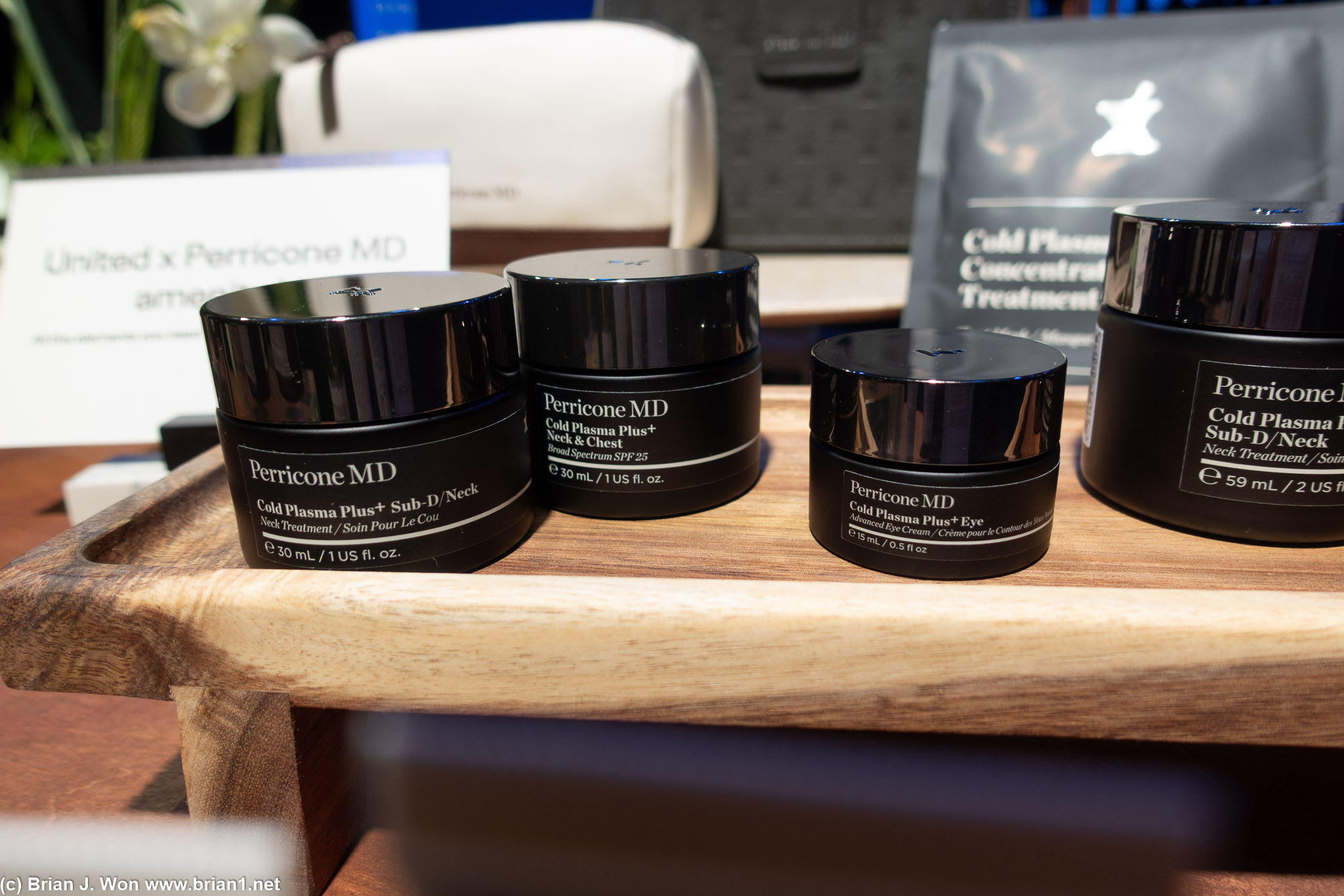 United x Perricone MD amenity kit for Polaris Studio.
