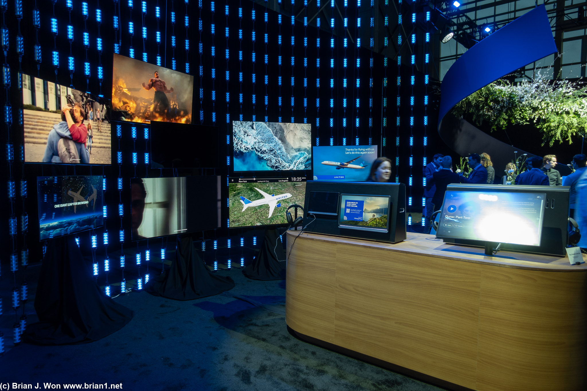 Showing off the screens.