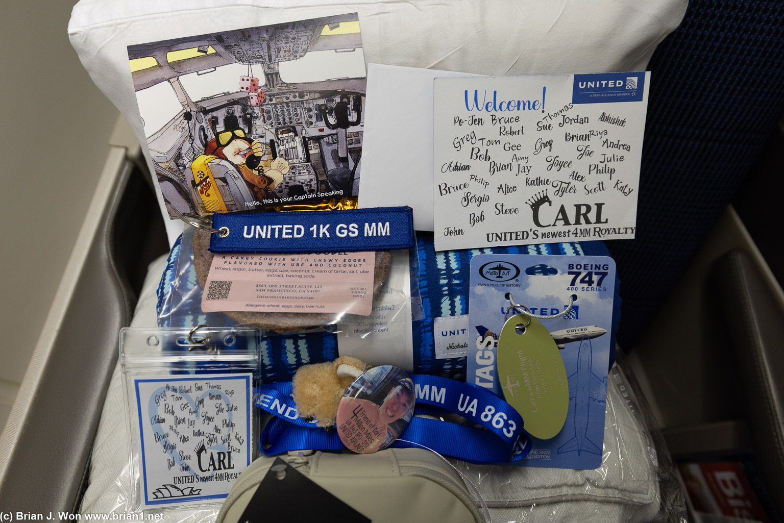 Postcard/note, keychain, PlaneTag, cookie, swag bag...