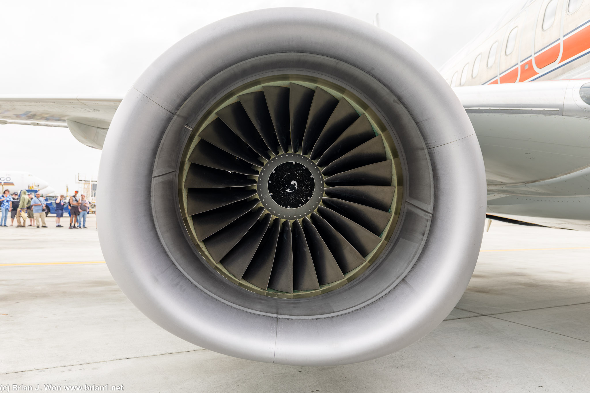 CFM56-7B26 on 737-800.
