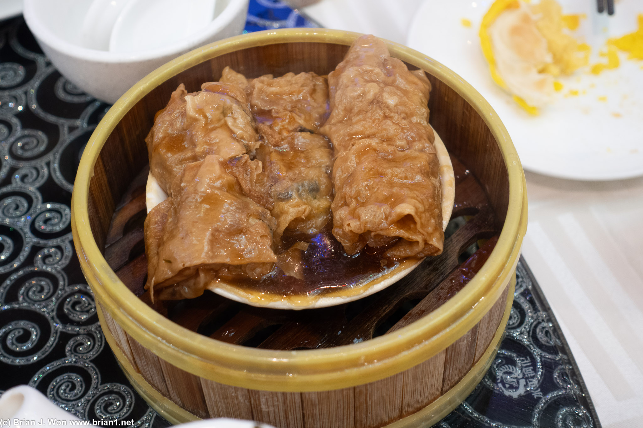 Bean curd wraps also nicely plump.