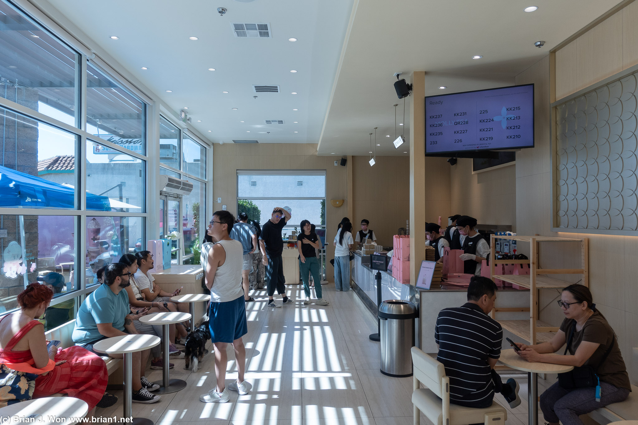 Molly Tea has seating and tables.