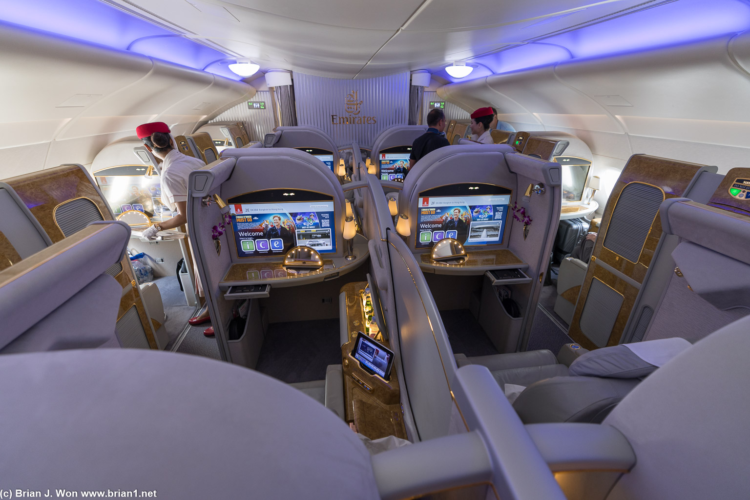 2 hours in Emirates first class, why not.