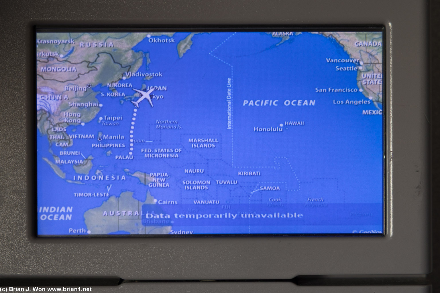 4hr 5min flight time (actual), 2,075 miles (Flightaware), 1,989 miles (great circle).